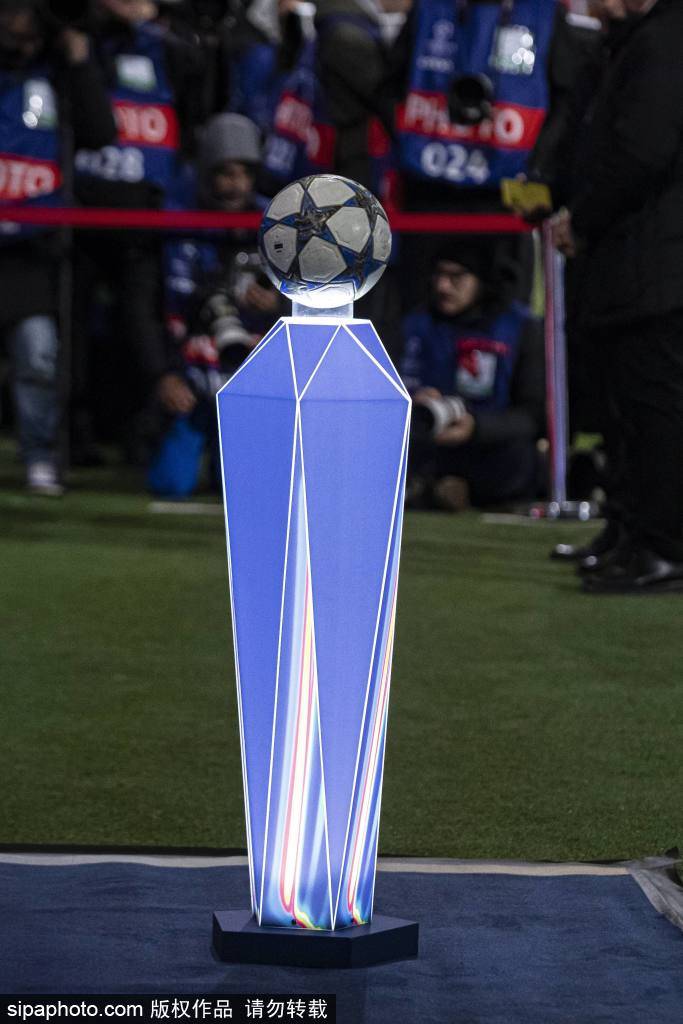 亚特兰大与切尔西首次也是唯一一次相遇时裁判执法蓝军发生了什么